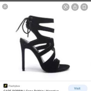 Cape robbin heels